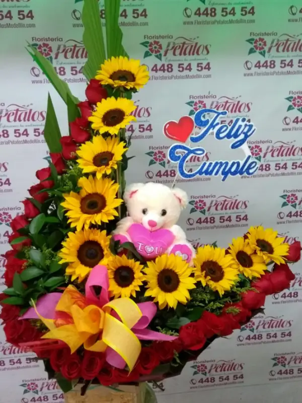 flores-floristeria-medellin-reciban-un-cordial-saludo-de-felicitacion-y-congratulaciones-flores-floristeria-medellin